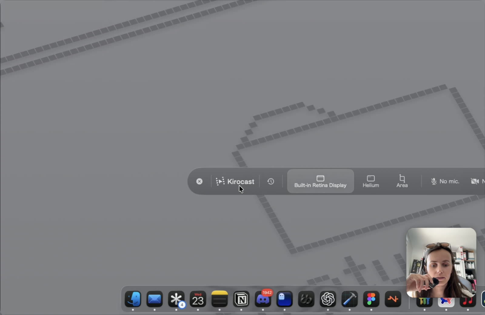 The recording bar on the desktop, with the camera bubble in the bottom-right corner